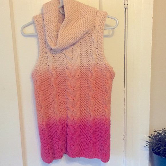 Free People Sweaters - Free People Sanctuary CableKnit Sleeveless Sweater
